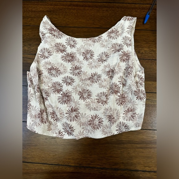 Floerns Women's Boho Sleeveless Backless Tie Back Allover Print Crop Tank Tops - Picture 2 of 2